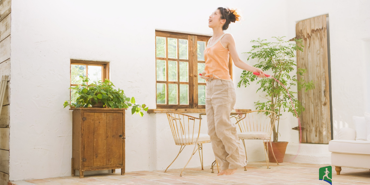 100 keer per dag springen: slimme fit-challenge of blessurerisico?