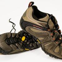 Het belang van goede schoenen bij wandelen Het belang van goede schoenen