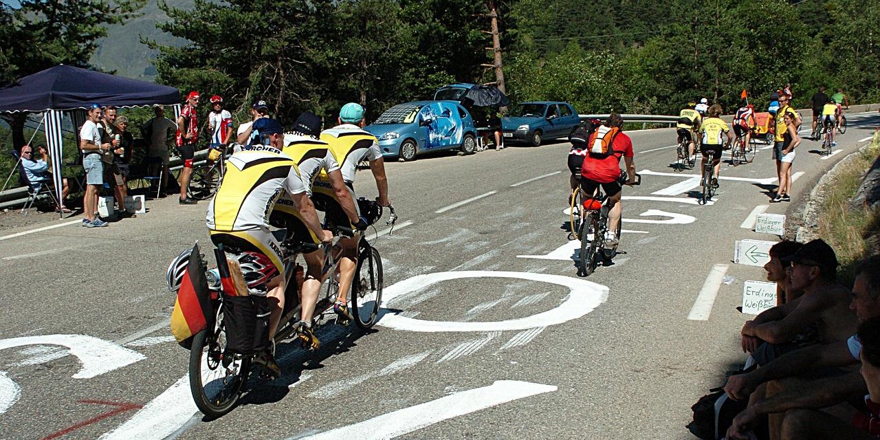 De mentale beklimming van de Alpe d’Huez. Hoe kom je een bergetappe door?