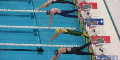 Sportarts Elsbeth van Dorssen actief op WK Zwemmen